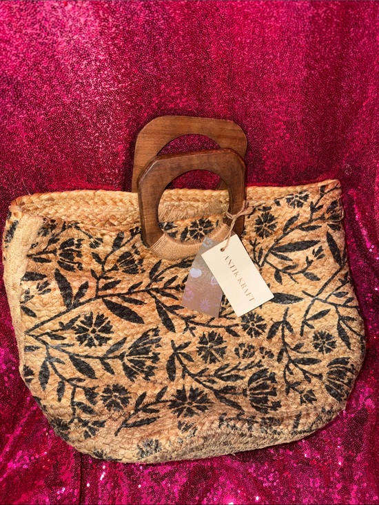 Antik Kraft Handbags - NWT Antik Kraft Keya Jute Floral Tote Bag Boho Wooden Handle